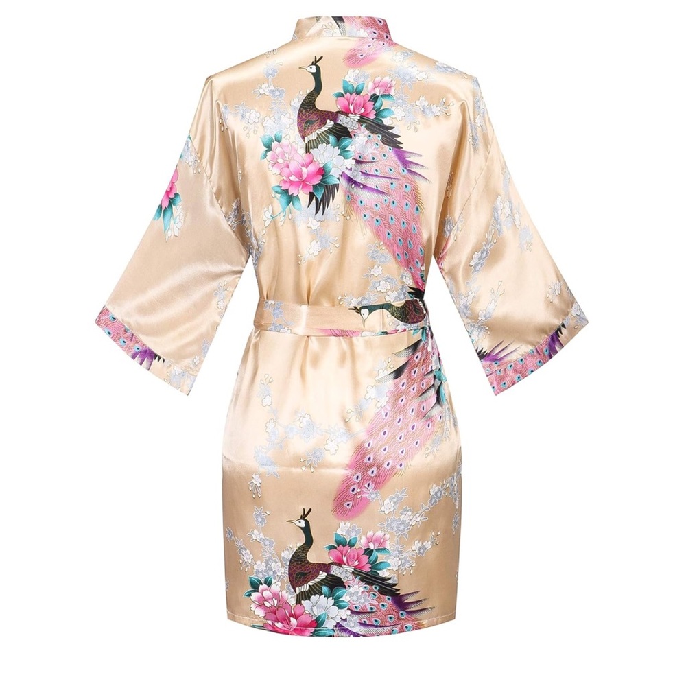 Kimono Palace Bride and Bridesmaid Satin Floral Peacock Robe Size Small - Picture 9 of 9